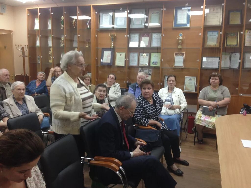 Управа гагаринский. Белягина ольга сергеевна глава управы. Глава управы гагаринского района. Гагаринский район глава управы москвы. Евгений вишняков глава управы.