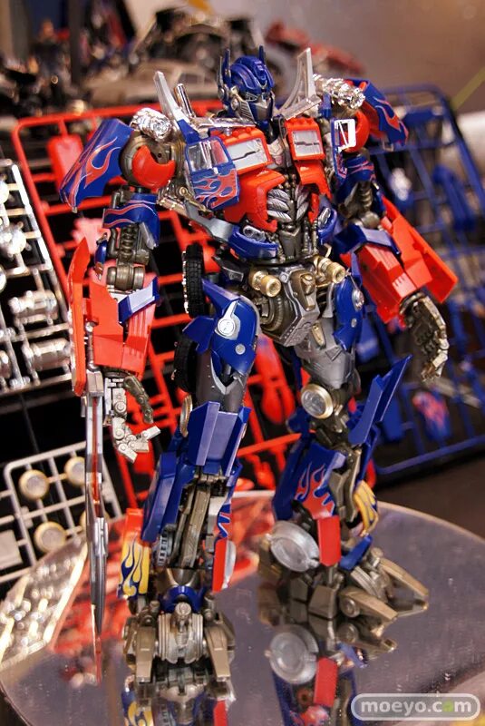 Transformer модели. Dmk 01 optimus prime. optimus prime model kit. model kit transformers optimus prime. transformers dmk-01 optimus prime.