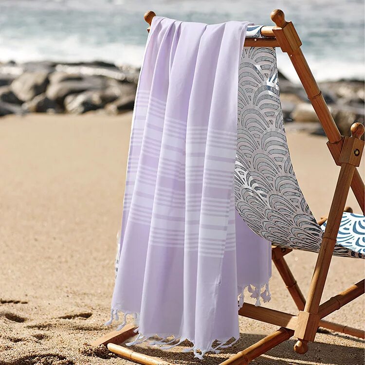 Пляжное полотенце. Пляжные полотенца. Полотенце на пляже. Пляжные полотенца. Полотенце на пляже.