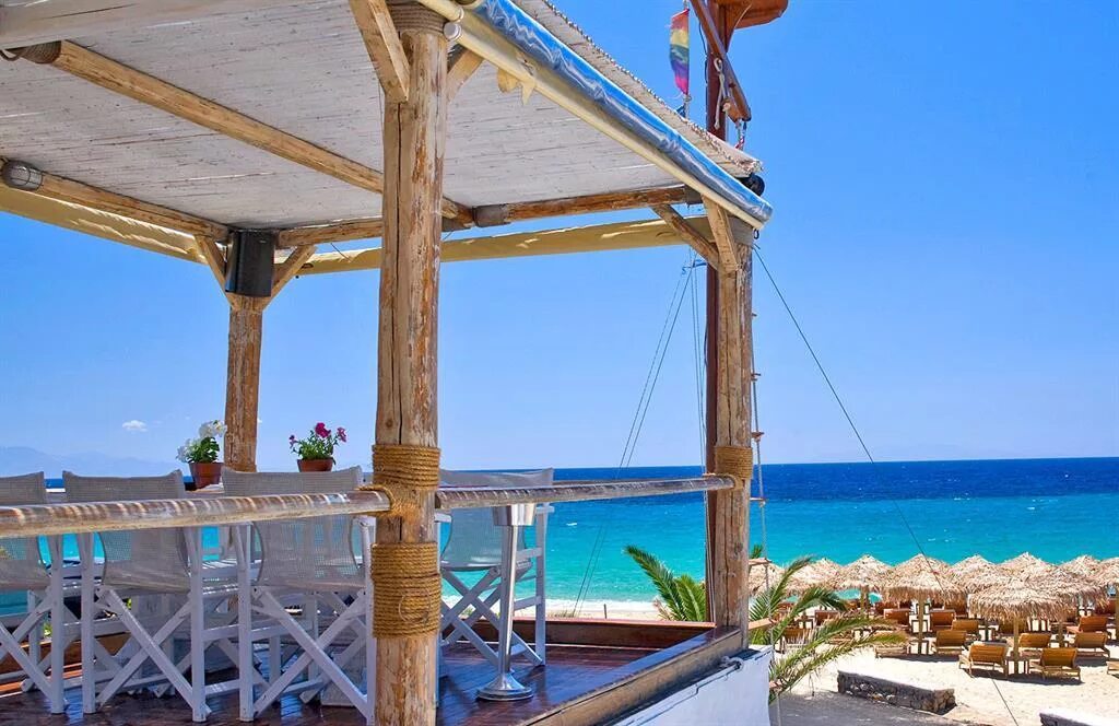 Mare suites. Фото пляж элиа греции. arte mare club.