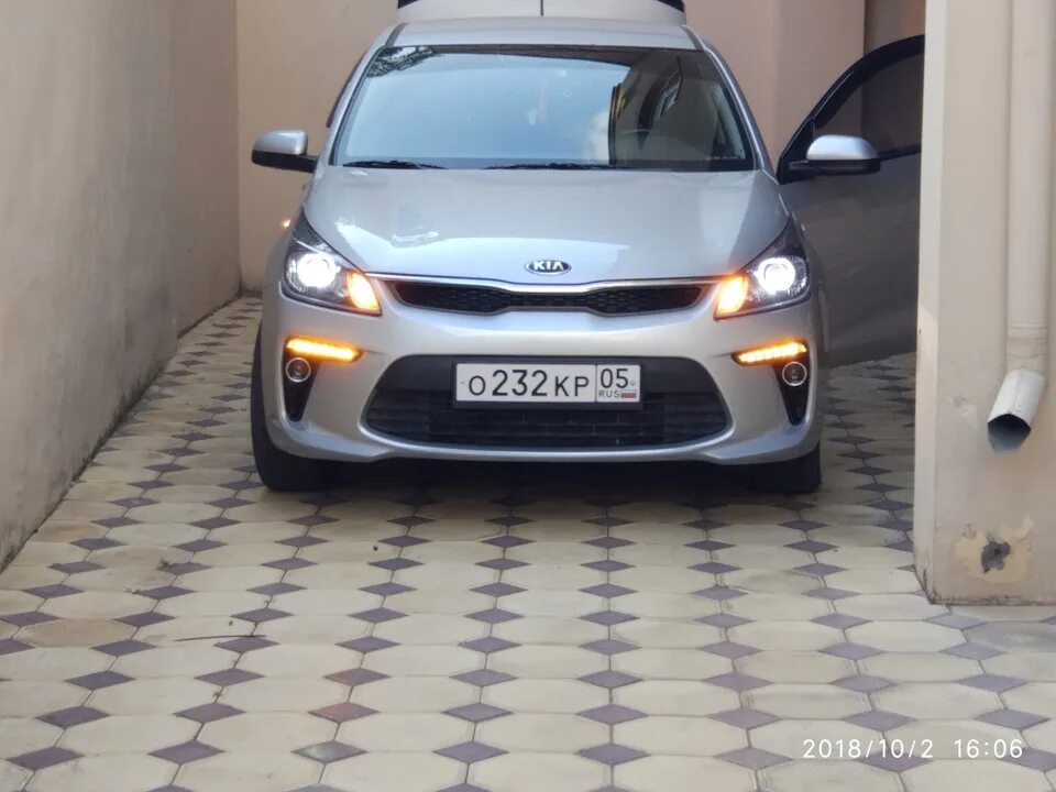 ДХО Kia Rio 4. Kia Rio 3 ПТФ. Дневные ходовые огни на Kia Rio 4. Киа Рио 4 дополнительные ДХО.