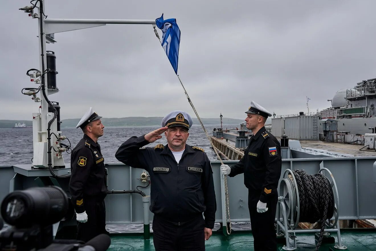 Северный флот ВМФ. Гидрографическое судно проекта 19910 ВМФ России. Северный флот служить