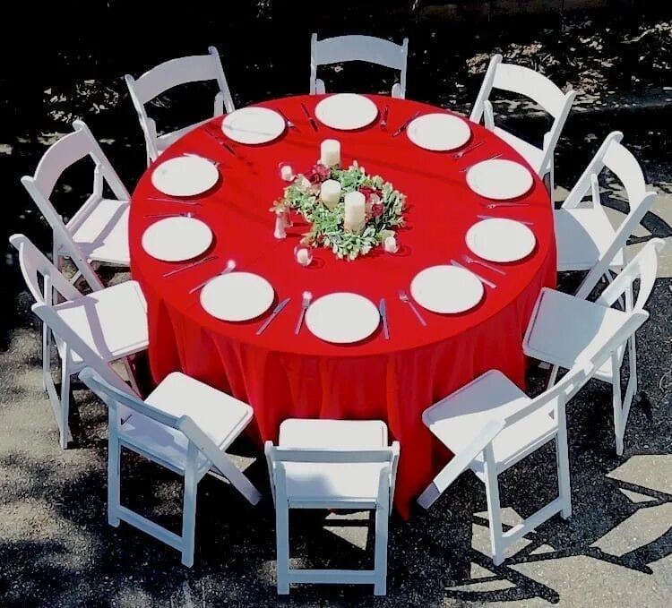 За круглый стол на 51 стульев. Круглый стол праздник. Круглый стол и стулья интересные. Тематический круглый стол. Стол круглый красный.