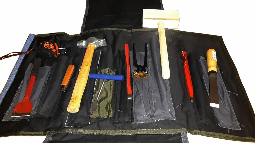 Аварийное снабжение судна. Аварийный инвентарь на судне. Комплект аварийного снабжения. Список аварийного снабжения на судне. Спасательное оборудование.