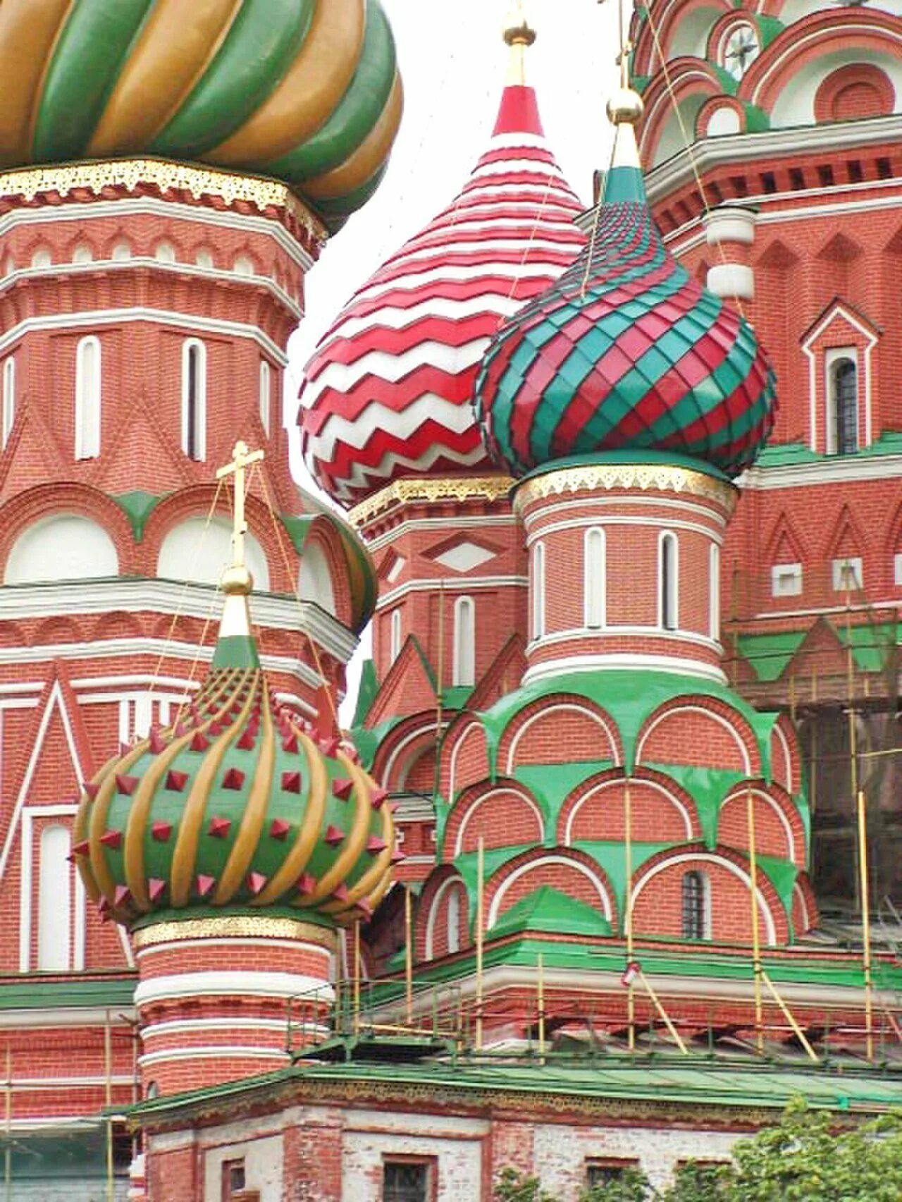 Храм василия блаженного москва. Храм покрова (василия блаженного) в москве. Купола красной площади. Купола красной площади. Храм василия блаженного москва.