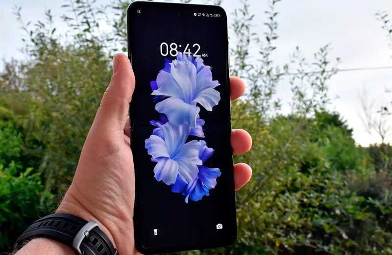 Tecno v flip обзор. Tecno v flip обзор