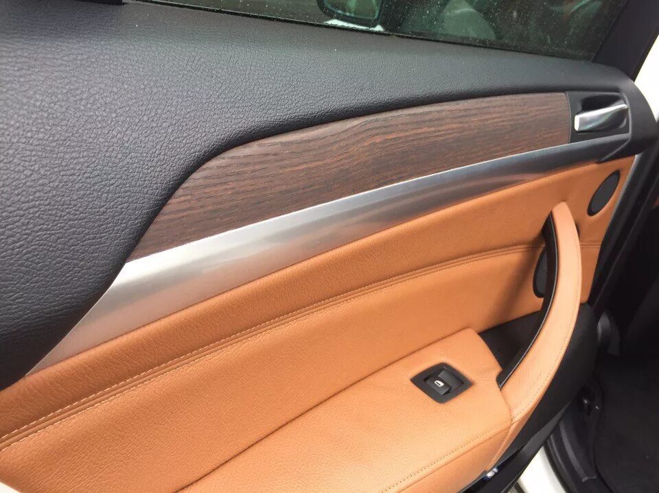 Аквапринт матовое дерево lexus gs. Аквапринт матовое дерево. E39 аквапринт дерево карбон. Дерево аквапринт bmw x5 e53. Оклейка деталей салона пленкой.