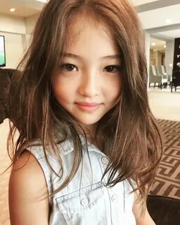 This Beautiful 10-Year-Old Girl Is Blowing Koreans Away With Her.