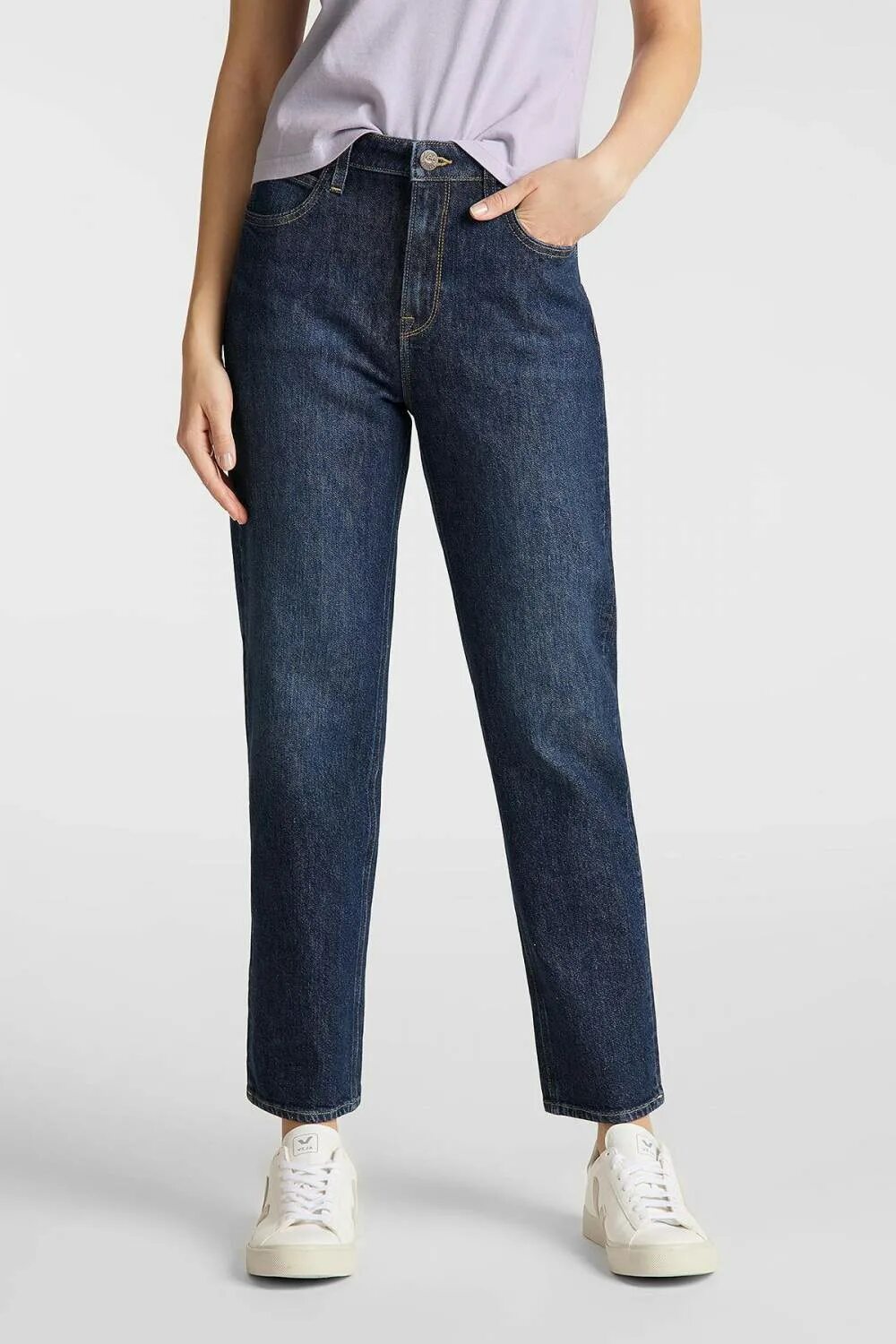 Lee cooper jeans tags. Карманы джинсы lee. Lee джинсы интернет. Зимние джинсы lee. Женские джинсы lee прямые.