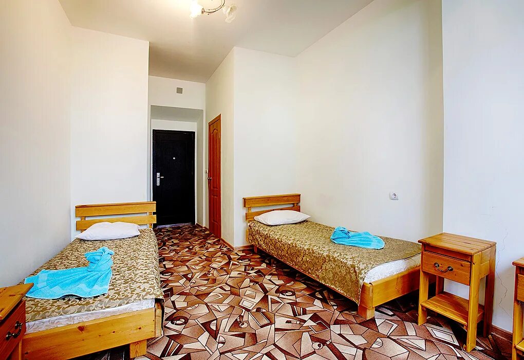 пансионат кавказ абхазия 2х комнатный номер. гагра гостиница кавказ. пансионат кавказ гагра абхазия. кавказ пансионат абхазия пляж. гагра 2021 пансионат кавказ.