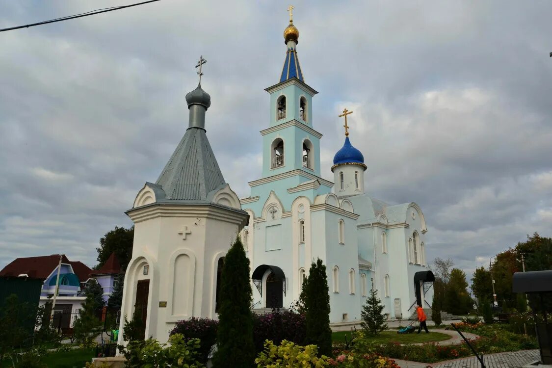 Пушкино московская область мамонтовка. Мамонтовка Пушкинский район Московская область. Церковь в Мамонтовке Пушкинский. Усадьба Мамонтовка Пушкино. Мамонтовка Московская область часовня.