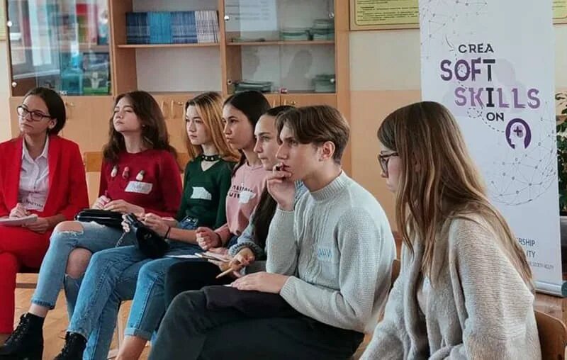 Soft skills для подростков. Молодежь лидерство. софт скиллс фото. тренинг по софт скилз. развитие soft skills.