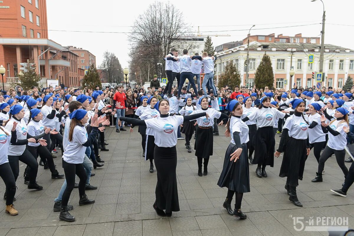 Новости осетии 15. Владикавказ волонтерский центр университета. Волонтеры Владикавказа контакты. Волонтер добрая Воля. Куда отправляют добровольцев с Владикавказа.