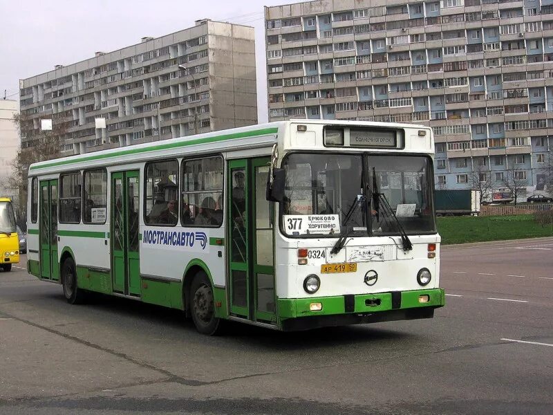 автобусы зеленоград солнечногорск 497. расписание автобусов солнечногорск крюково. лиаз 5292. зеленоград и солнечногорск на карте. станция крюково зеленоград карта.