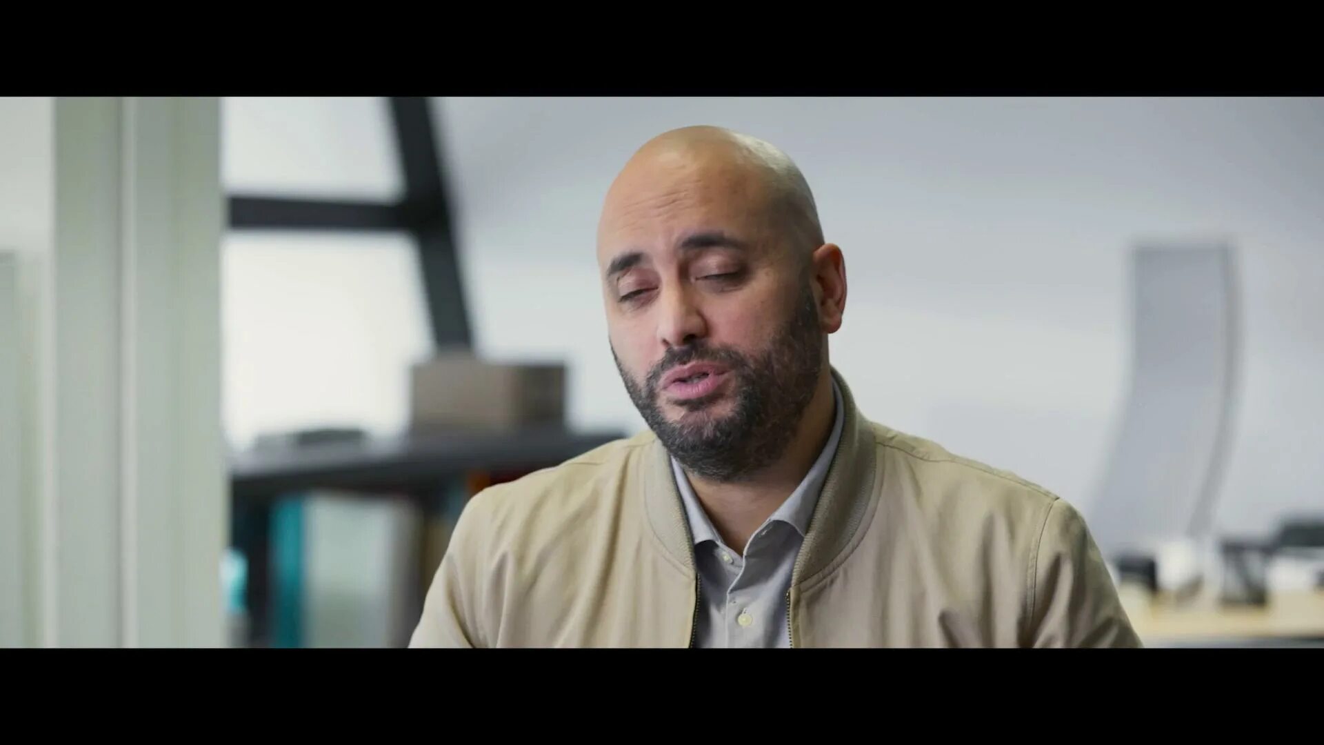 Неуволенный. Неуволенный. Неувольняемый / irréductible (2022). Неуволенный. Неувольняемый (2022).