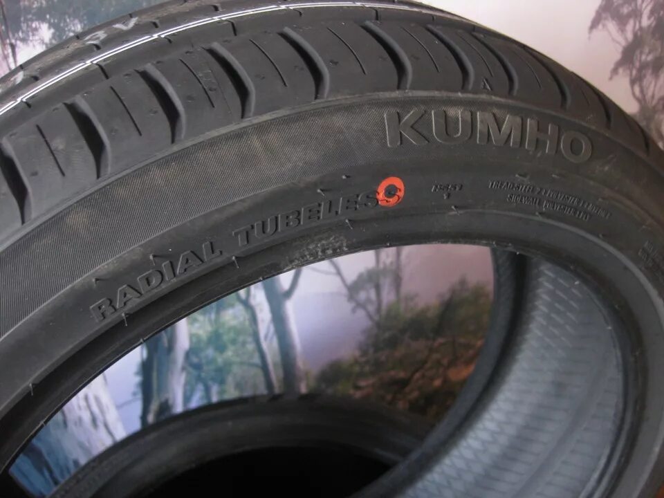 Kumho Ecsta hs52 195 45 16. Kumho Solus hs63. Kumho Ecsta HS 235/45 18. Кумхо шины 195/45/16.