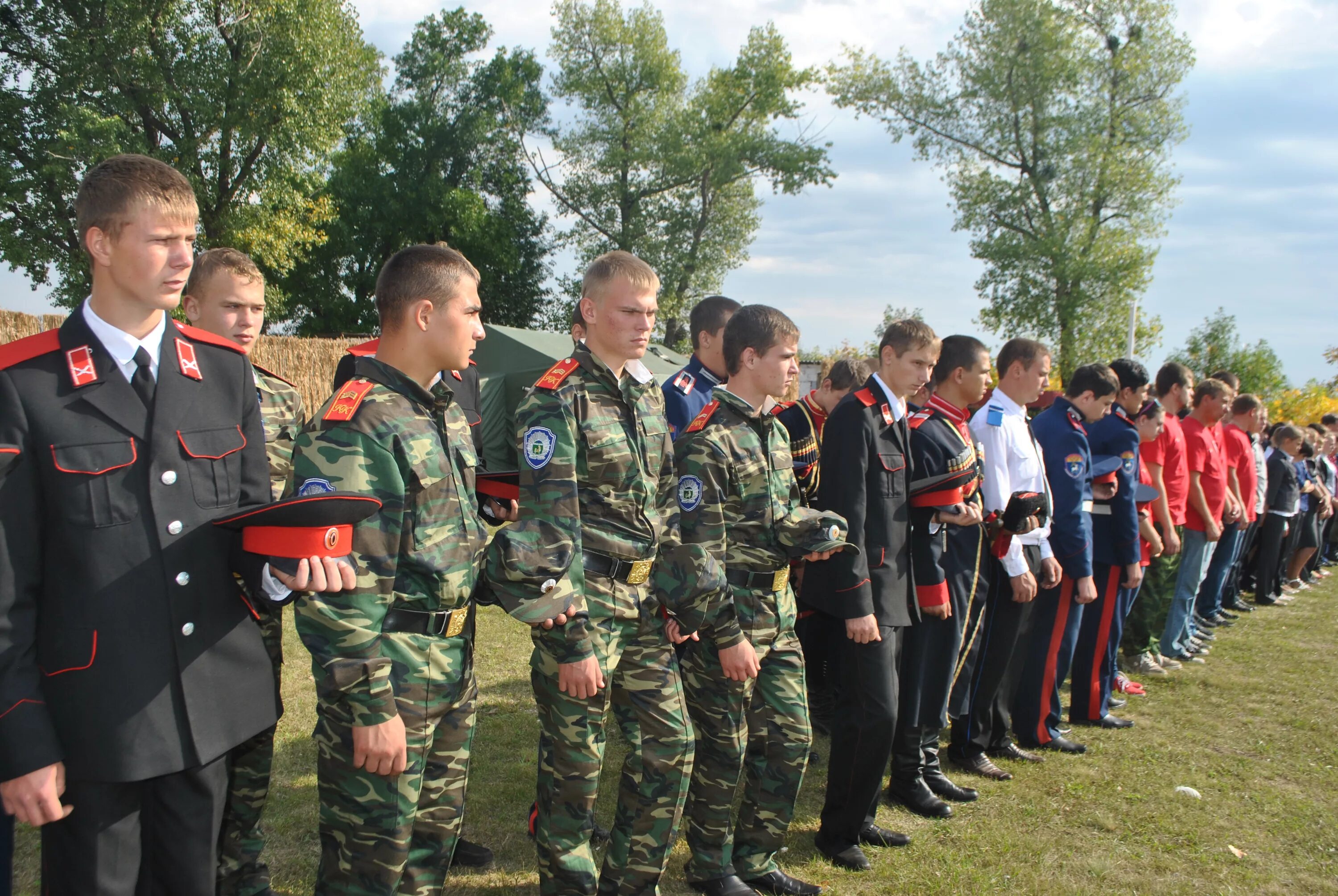 Погода темнолесская ставропольский край. Шпаковский район станица Темнолесская. Станица Темнолесская Ставропольский край. Казачье единство 2013. Казаки станицы Темнолесской.