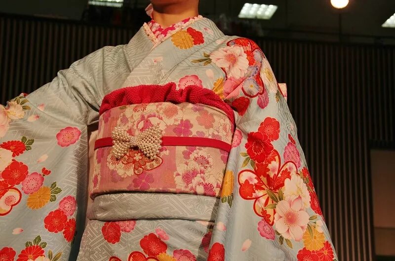 оби японский пояс. япония. оби женщин. кимоно оби япония. оби пояс для кимоно.