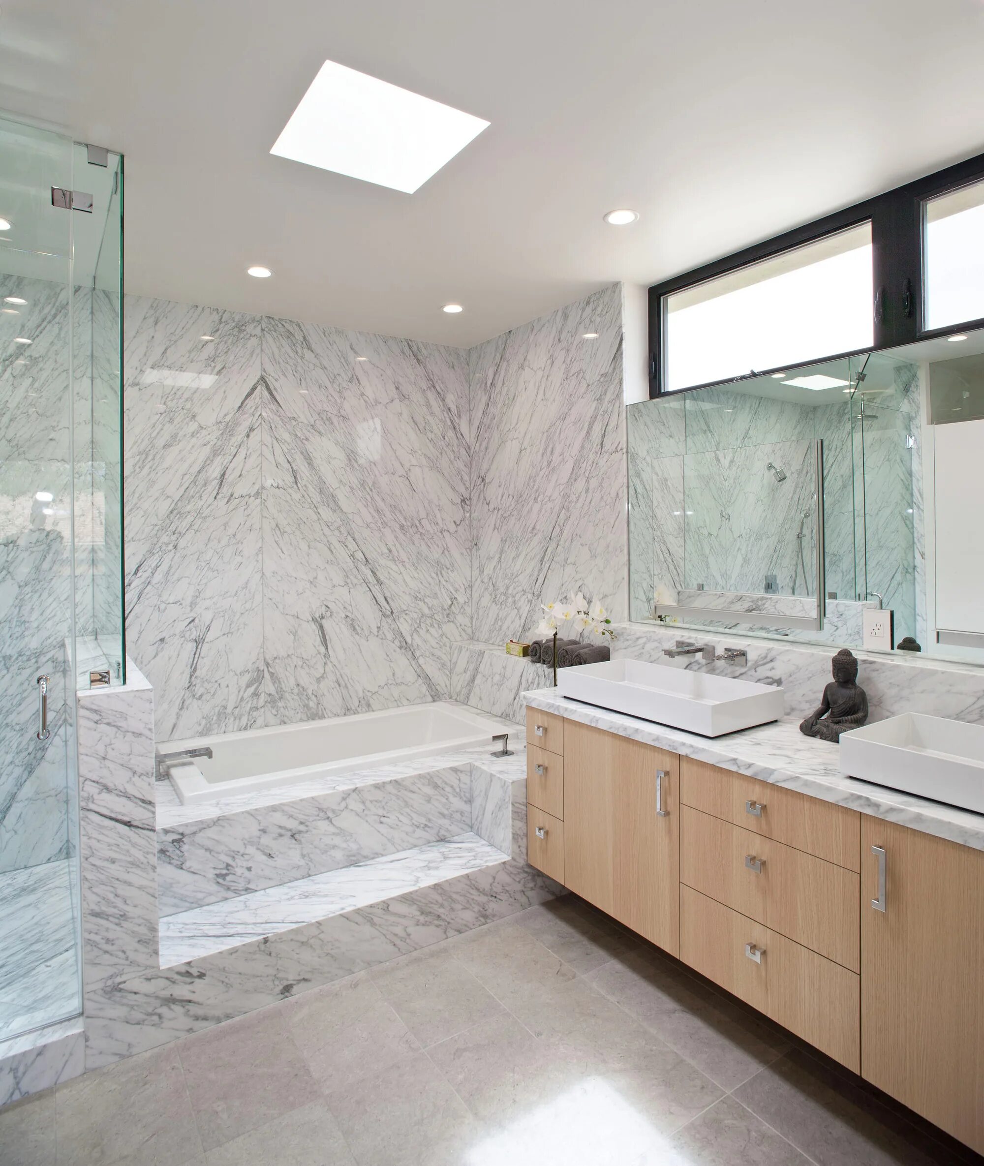 Surrey Family Home - Laura Hammett Bathroom design luxury, Luxury house interior