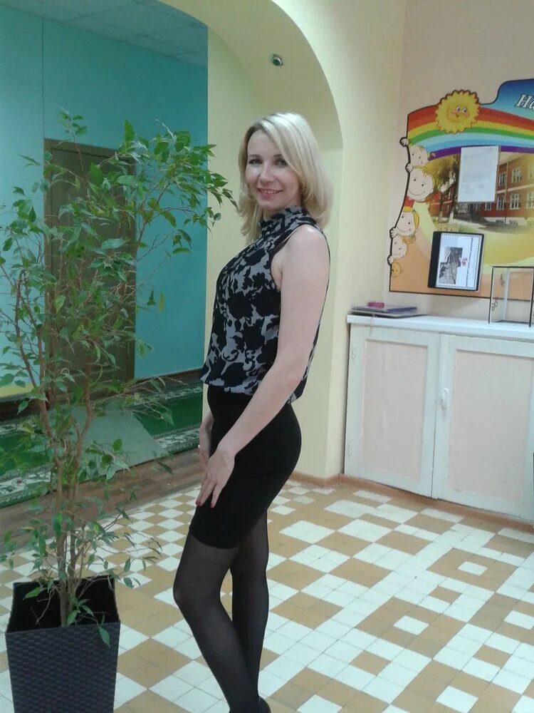 Девушка ищет девушку курск. Женщины курска. девушки из курска. женщина из курска. встречи без обязательств курск.