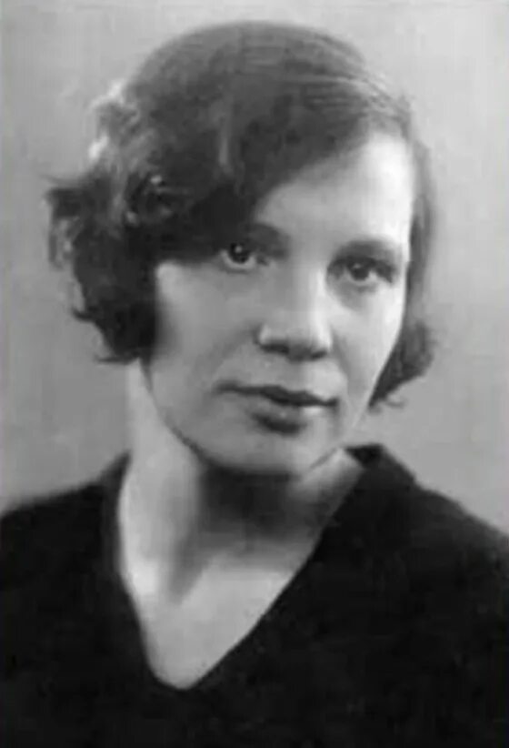 Нина владимировна гернет. Хармс очень-очень вкусный пирог. Нина гернет портрет. Гернет н д. Гернет н д.