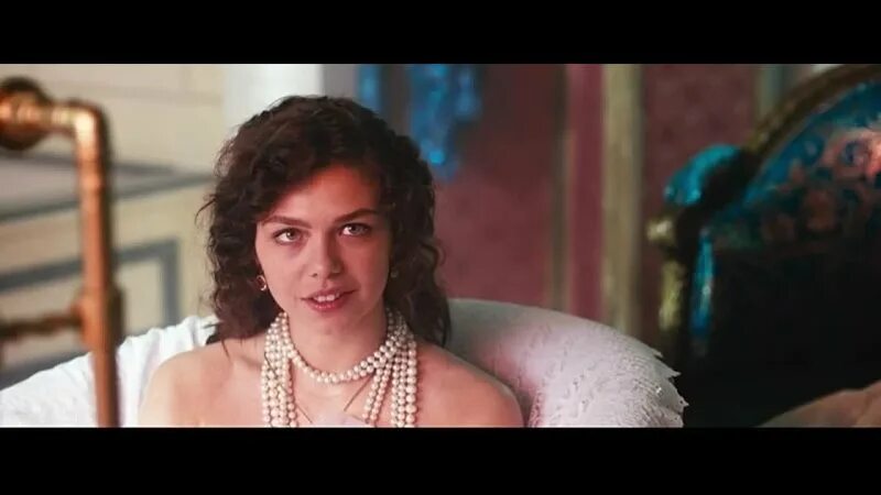 Фильм остап бендер с безруковым. Фильм бендер 2021 таисия вилкова. Бендер вилкова. Таисия вилкова бендер. Таисия вилкова вангелия.