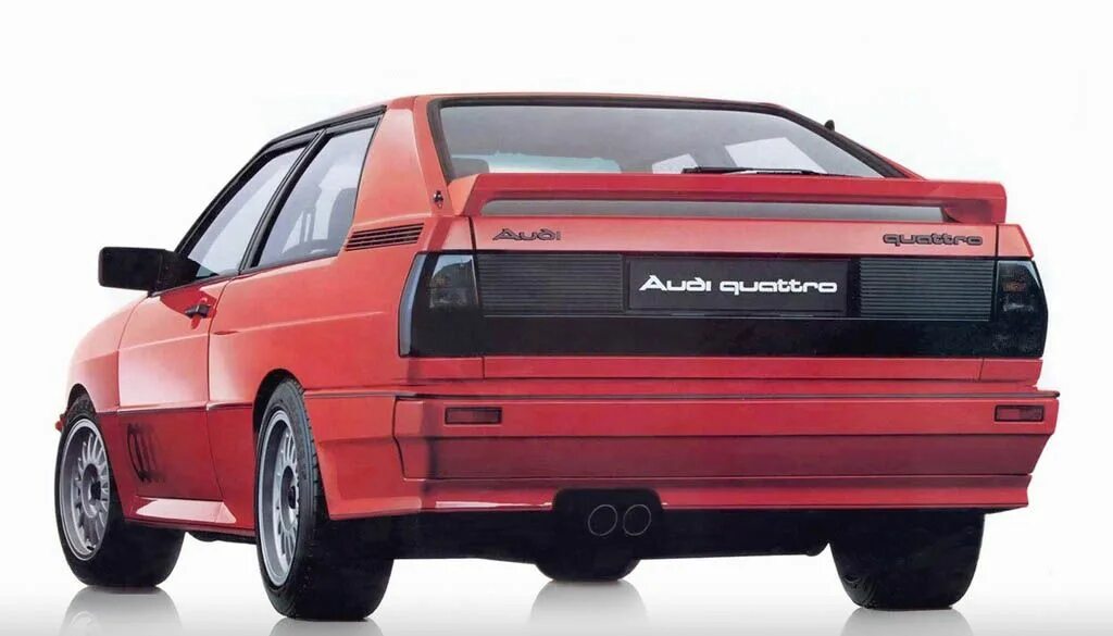 Audi quattro спереди. Audi sport quattro 1984. Audi coupe quattro. Ауди кватро с1. Ауди кватро 85.