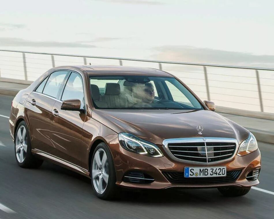 Mercedes e 2014. Mercedes-Benz e-class 2014. Mercedes e class 2014. Mercedes e Klass 2014. Mercedes-Benz e-klasse 2014.