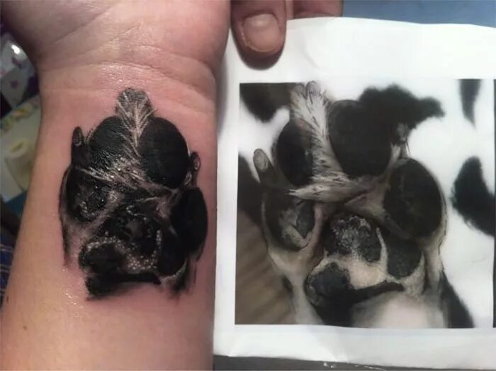 Татуировка отпечаток лапы. Тату отпечаток собаки. Татуировка лапа собаки. Отпечаток собачьей лапы тату.
