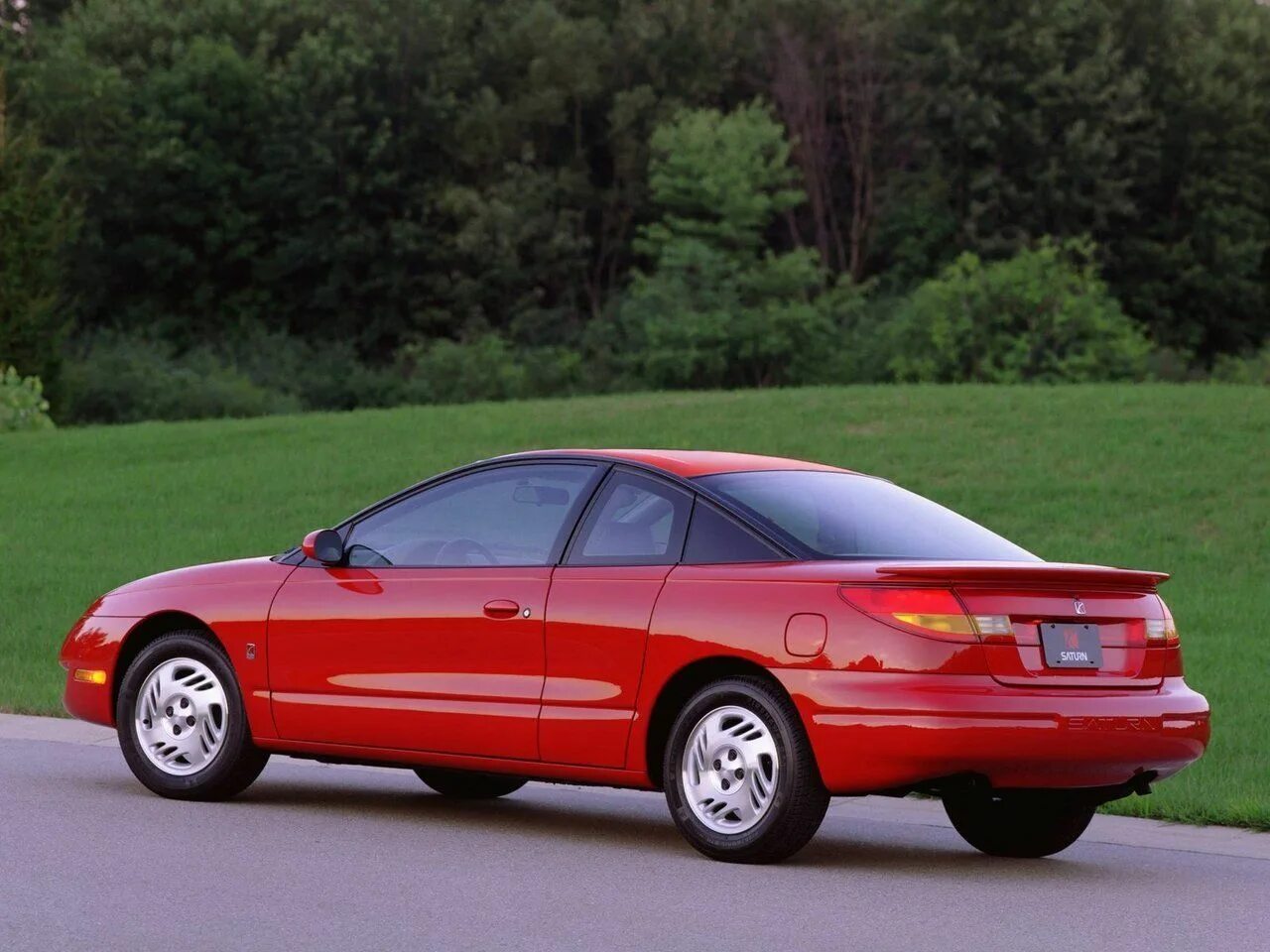 Saturn sc. Saturn sc 1.9. автомобиль сатурн sc2001г. saturn sc2 coupe. saturn car 2000.