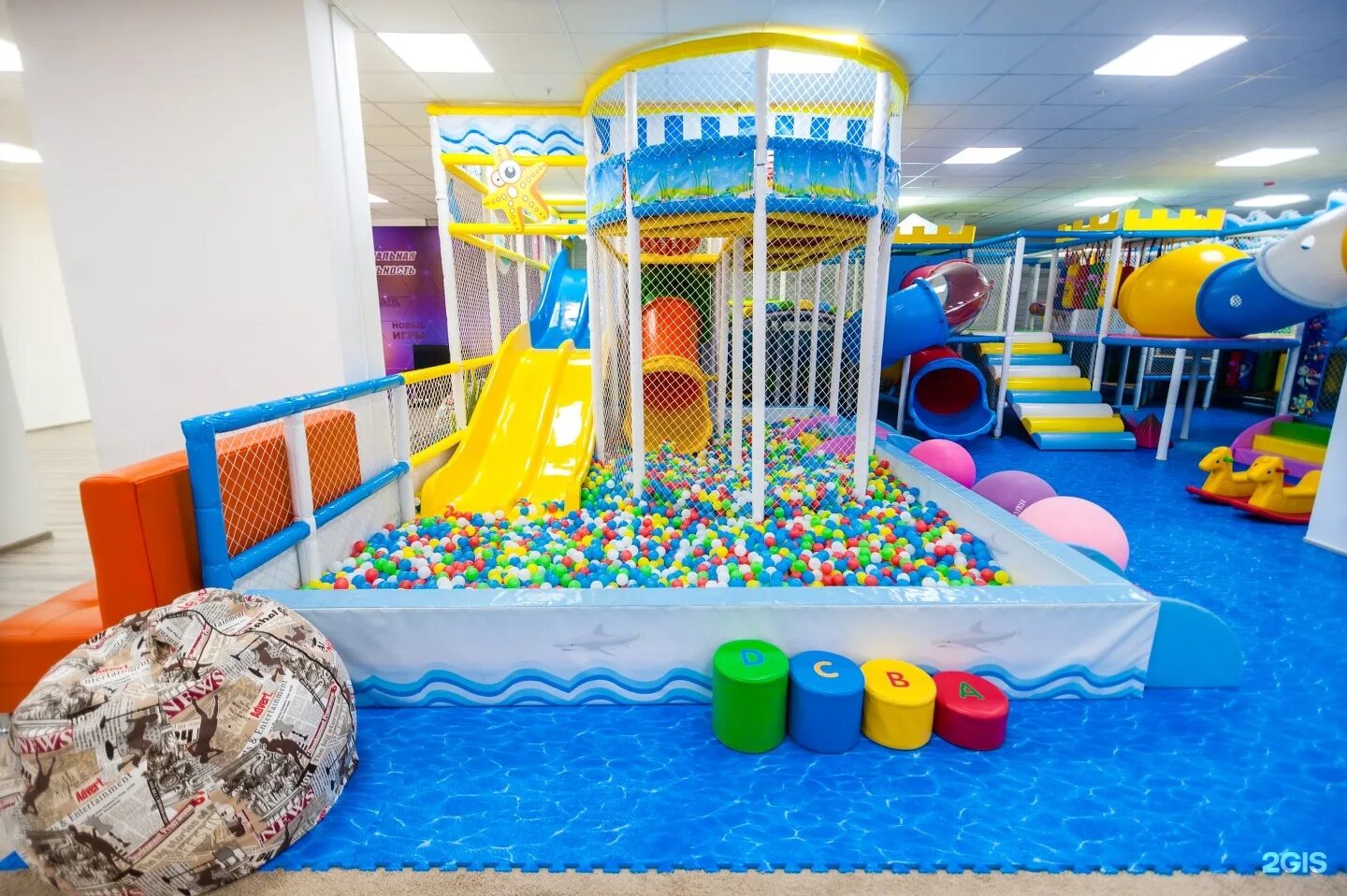 парк joki joya санкт петербург. мадагаскар игровая комната набережные челны. детская развлекательная комната. июнь детская игровая. лабиринт шадринск развлекательный центр.