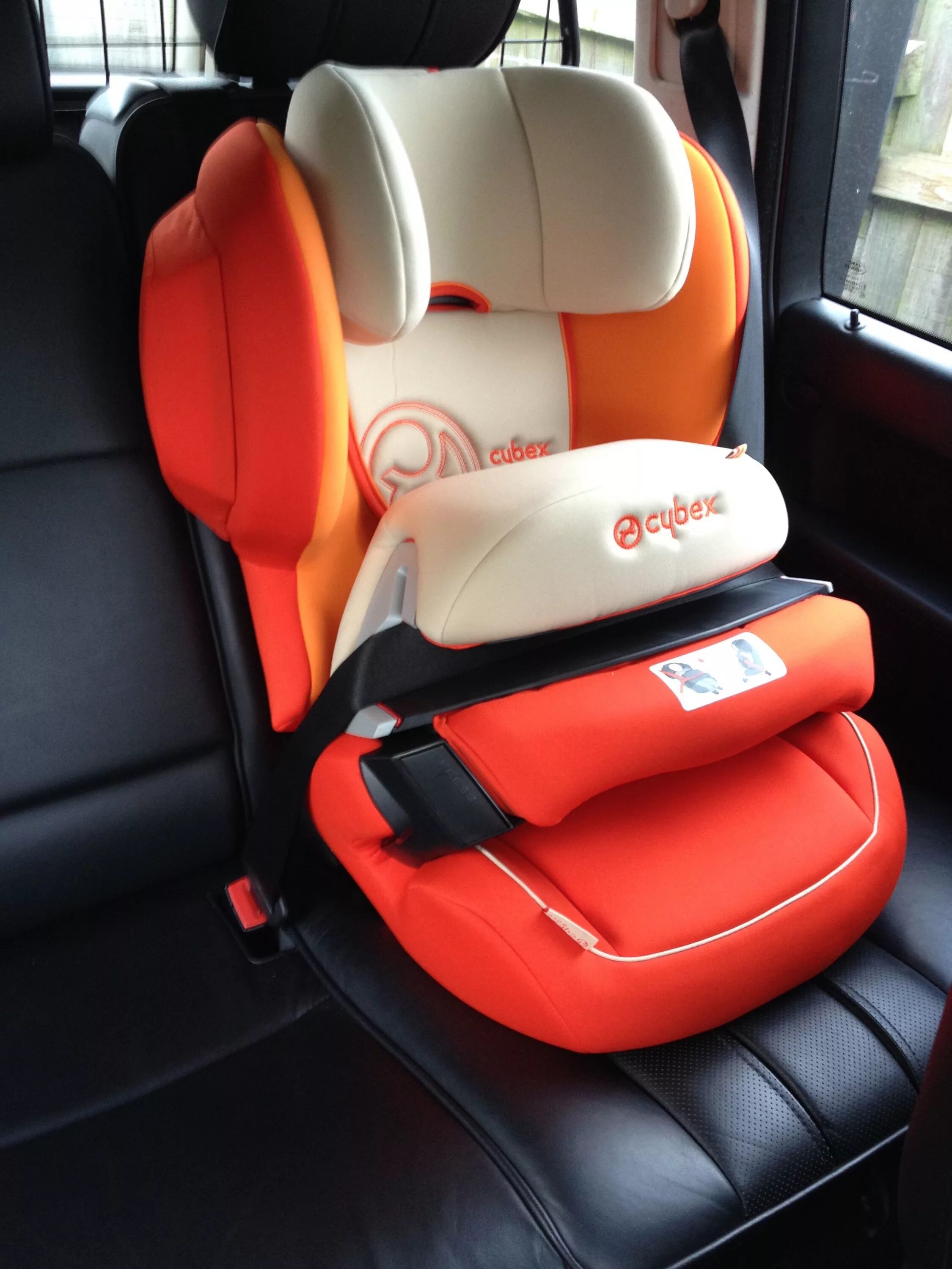 Детское автокресло Cybex Juno 2-Fix. Cybex Juno 2-Fix Isofix. Автокресло Cybex 2022. Бустер Cybex Isofix. Cybex juno fix