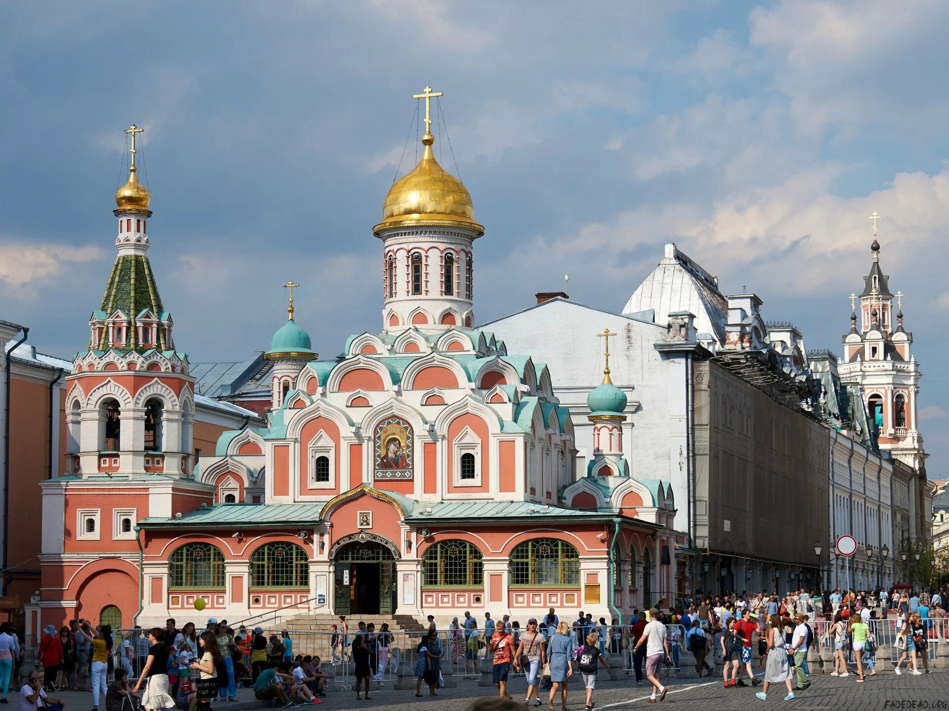 Храм Казанской иконы Божией матери Москва. Храм Казанской Божьей матери на красной площади. Храм иконы Казанской Божьей матери в Москве на красной площади. Красная площадь храм казанской божьей матери