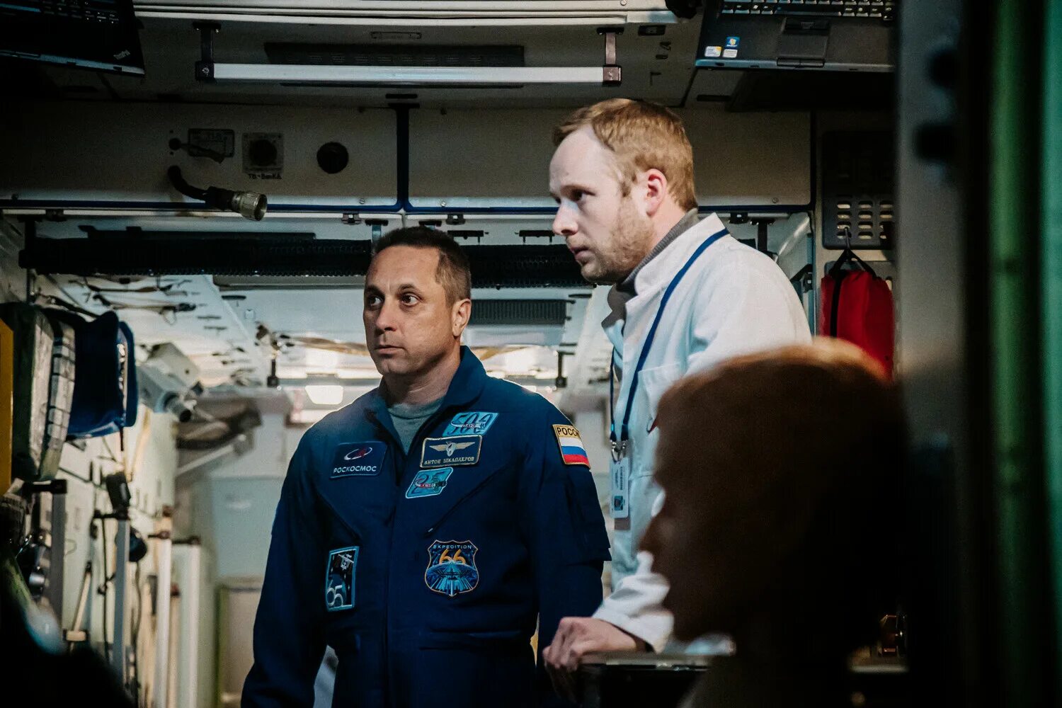 Вызов 2023 в качестве. Вызов 2023 в качестве. Вызов фильм 2023 постер. Фильм вызов снятый в космосе. Клим шипенко вызов.