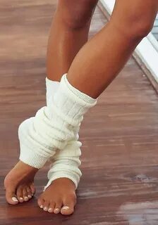 Как называются вязаные гольфы без ступней
