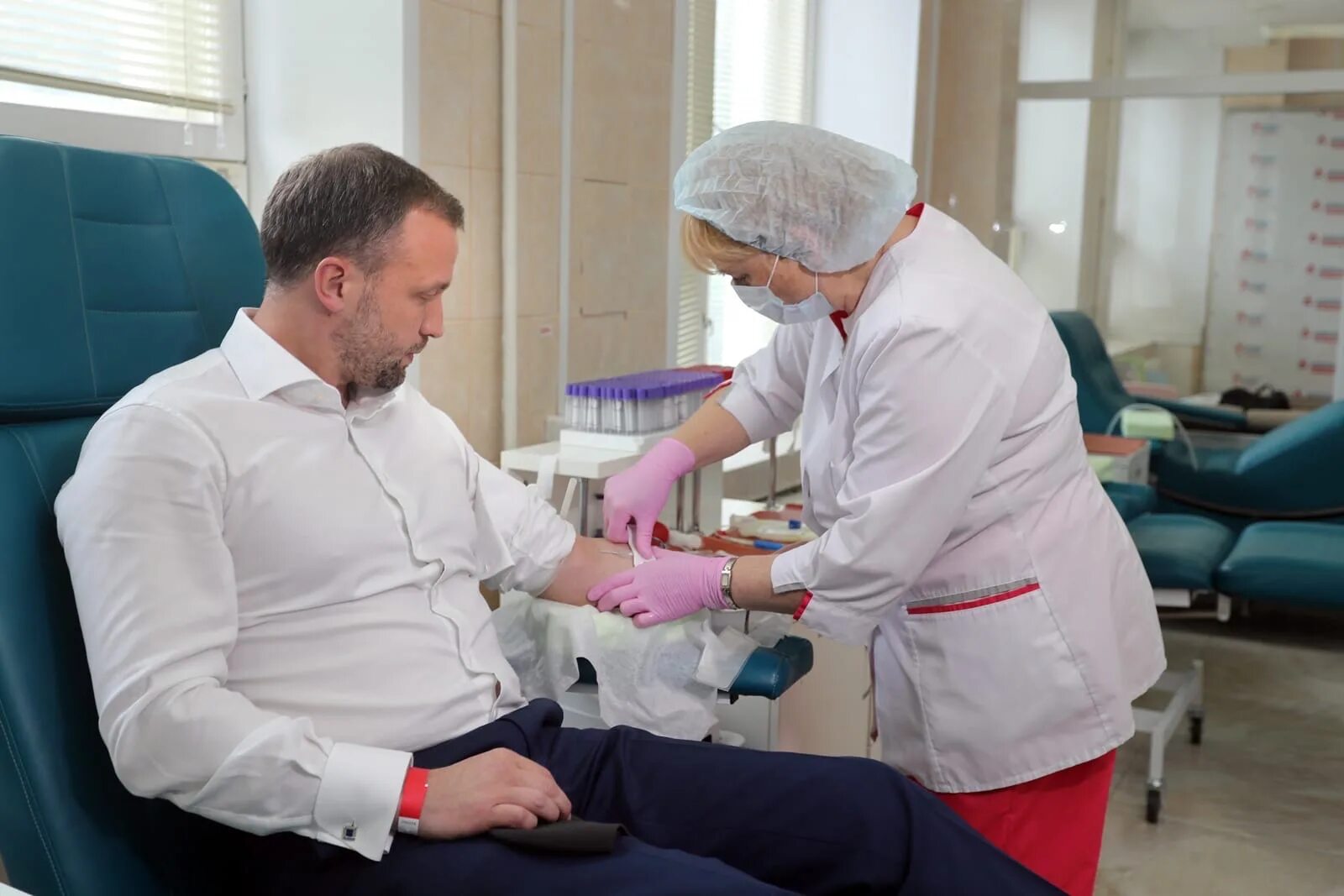 Донорство крови брянск. Станция переливания крови Великий Новгород. Станция переливания крови Биробиджан.
