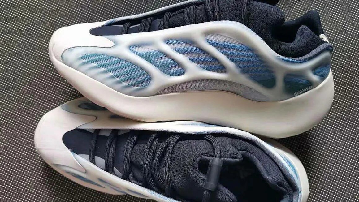 Adidas Yeezy 700 v3. Adidas Yeezy 700 v3 Kyanite. Adidas Yeezy Boost 700 v3. Адидас 700 Yeezy.