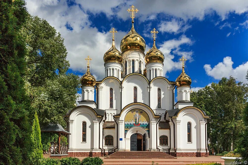 Православный храм список. Свято-Никольский женский монастырь. Никольский монастырь Переславль-Залесский. Никольский монастырь Переславль-Залесский святыни монастыря.