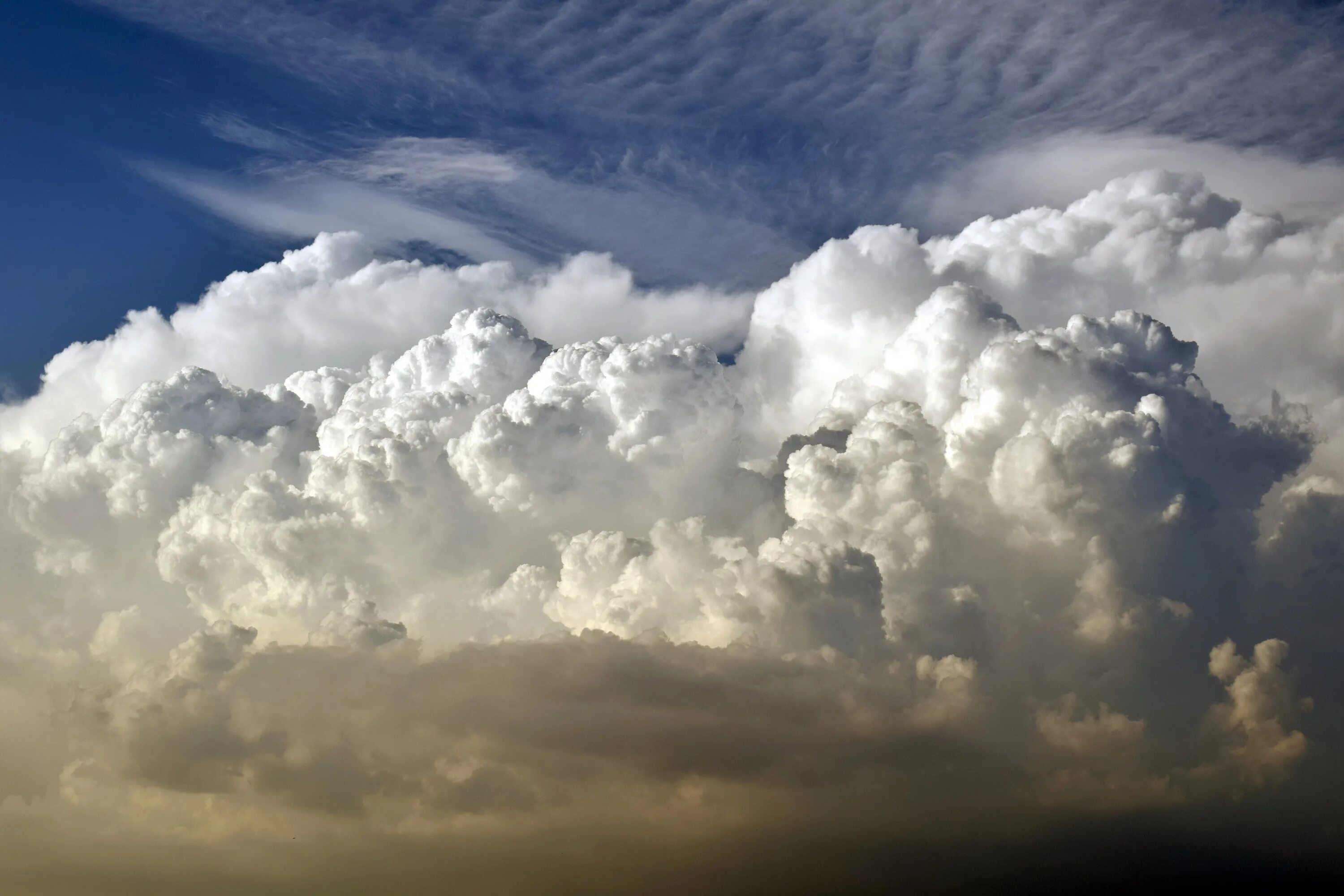 Кучевые (Cumulus, cu). Кучевые облака облака. Красивые облака. Небо с кучевыми облаками.