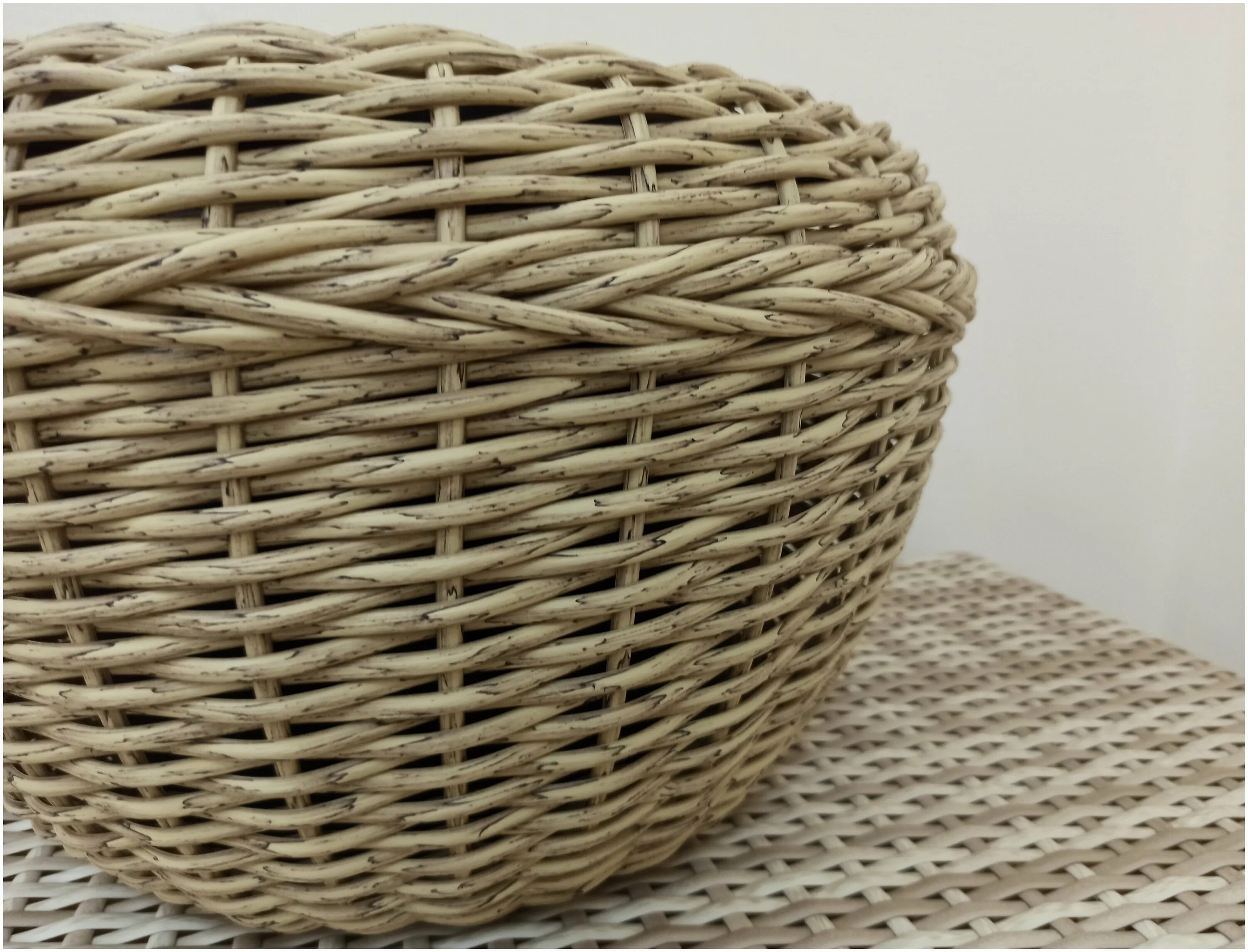 ротанг плетение кашпо для начинающих косичка. плетение косички из ротанга на кашпо. плетение из ротанга мастер класс. ротанг плетение кашпо для начинающих косичка. плетение косички из ротанга на кашпо.