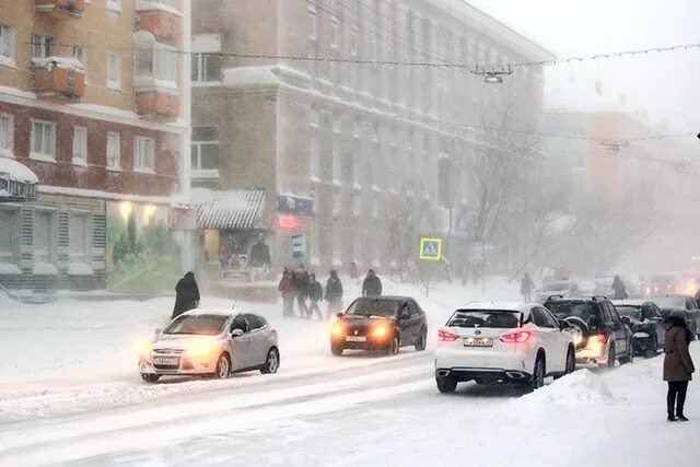 Воркута метель. Вьюга Воркута. Метель в Финляндии. Пурга в воркуте