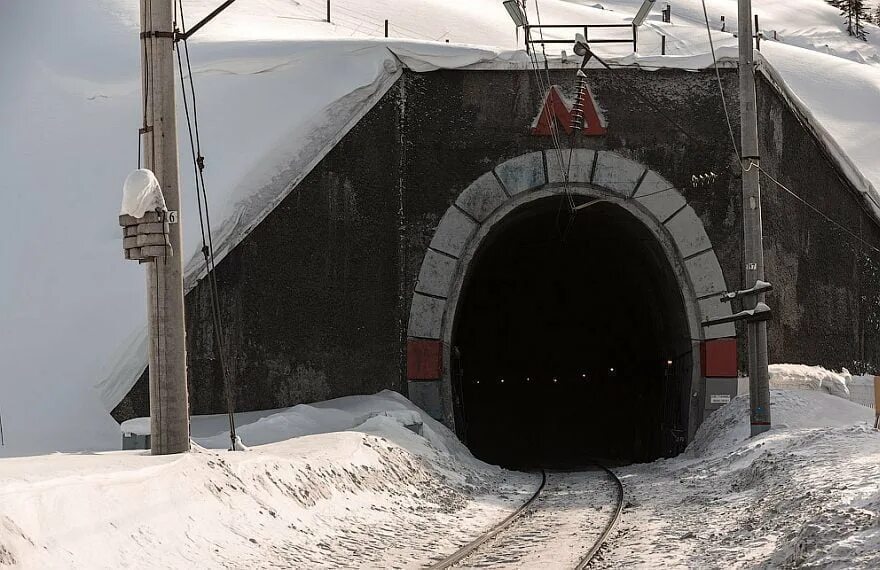 Бам туннели сколько. Северомуйский тоннель. Мысовые тоннели северобайкальск. Байкальские железнодорожные туннели. Тоннели бама.