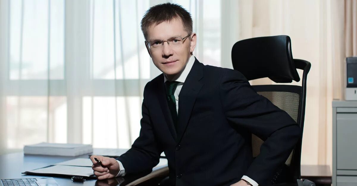 Фото руководителя. Охлопков Алексей Анатольевич. Алексей Охлопков Югория. Охлопков Алексей Анатольевич Ханты-Мансийск. Алексей Анатольевич Юго.