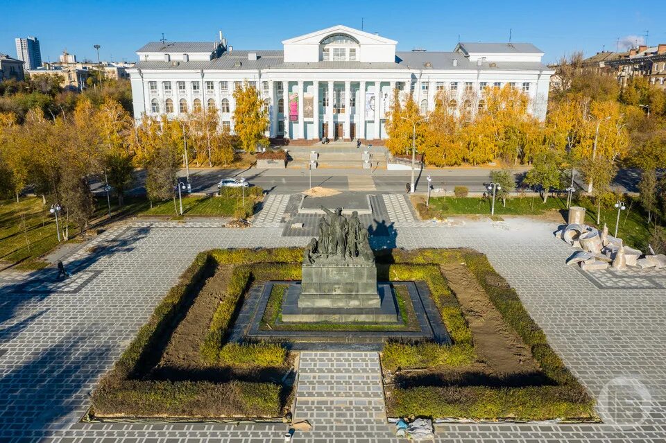 Сквер Металлургов Волгоград. Площадь Металлургов Ступино. Проспект Металлургов Волгоград благоустройство. Площадь Металлургов Волгоград. Пр волгоградский волгоград