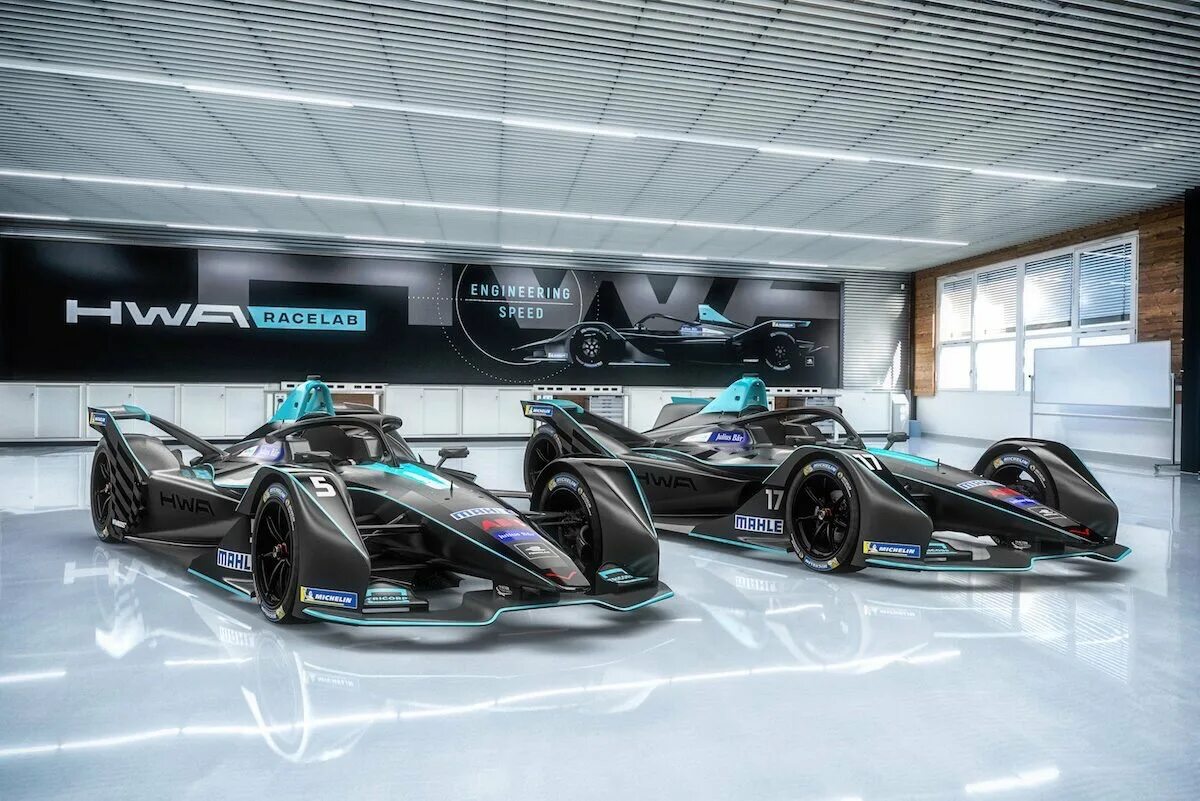 Формула е скорости. Hwa RACELAB f1. Formula e. Mercedes f1 2019. Формула е Мерседес.