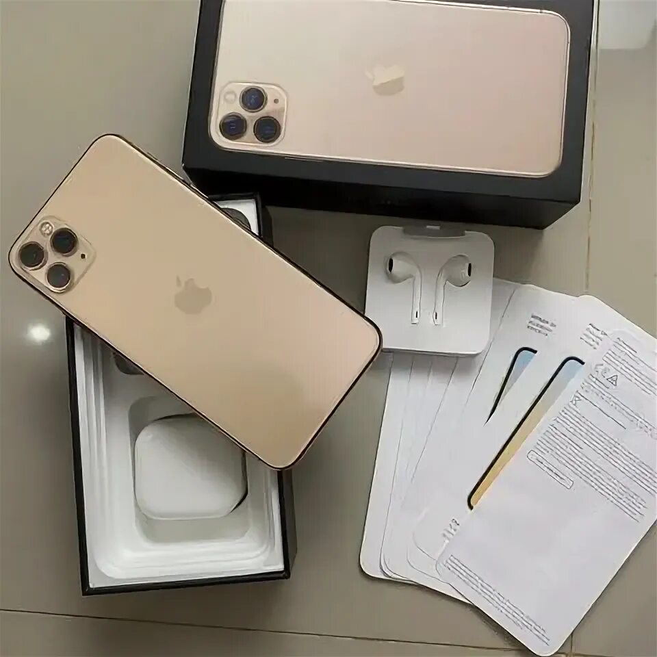 Айфон 11 макс 256гб. Iphone 11 Pro Max 256gb Gold. Iphone 11 Pro Max золотой. Айфон 11 Pro Max Gold. Iphone 11 Dual SIM.