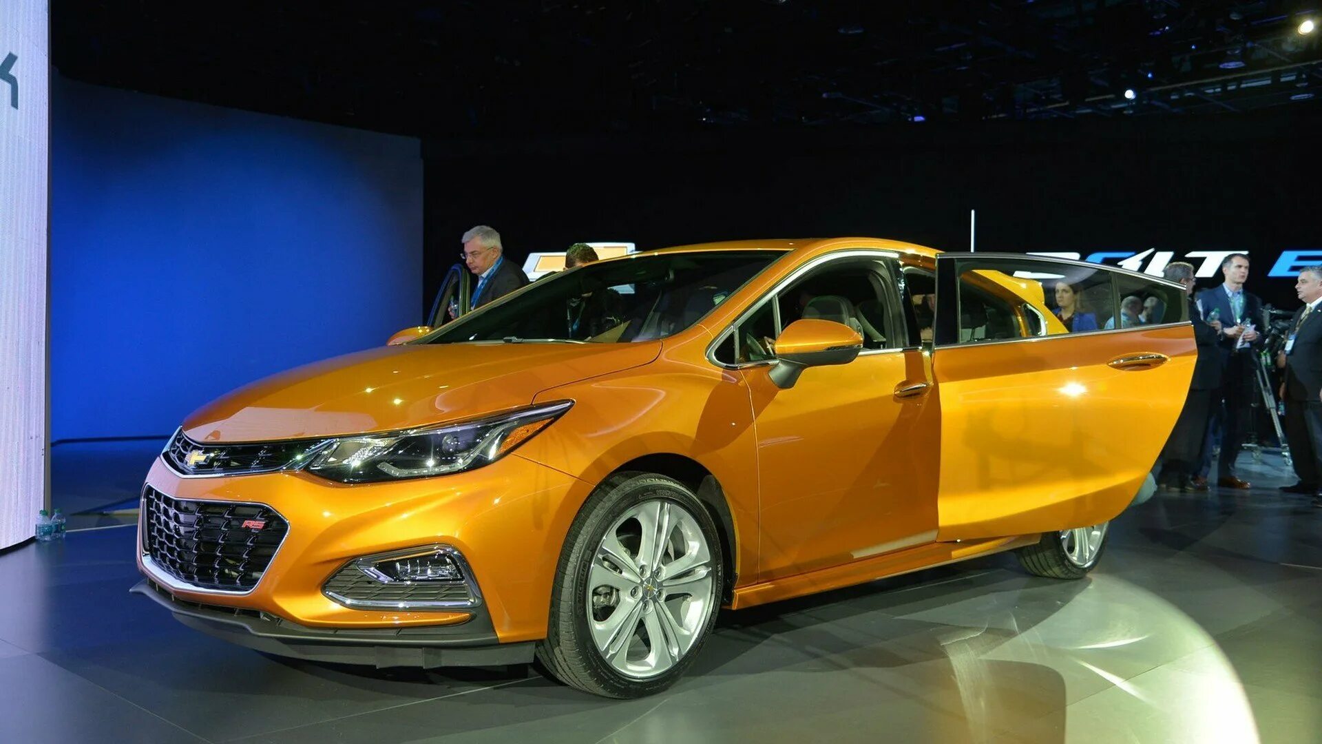 Шевроле круз новый кузов 2021. Chevrolet cruze 2016. Новый шевроле барнауле. Chevrolet trax 2019. Новый шевроле барнауле.