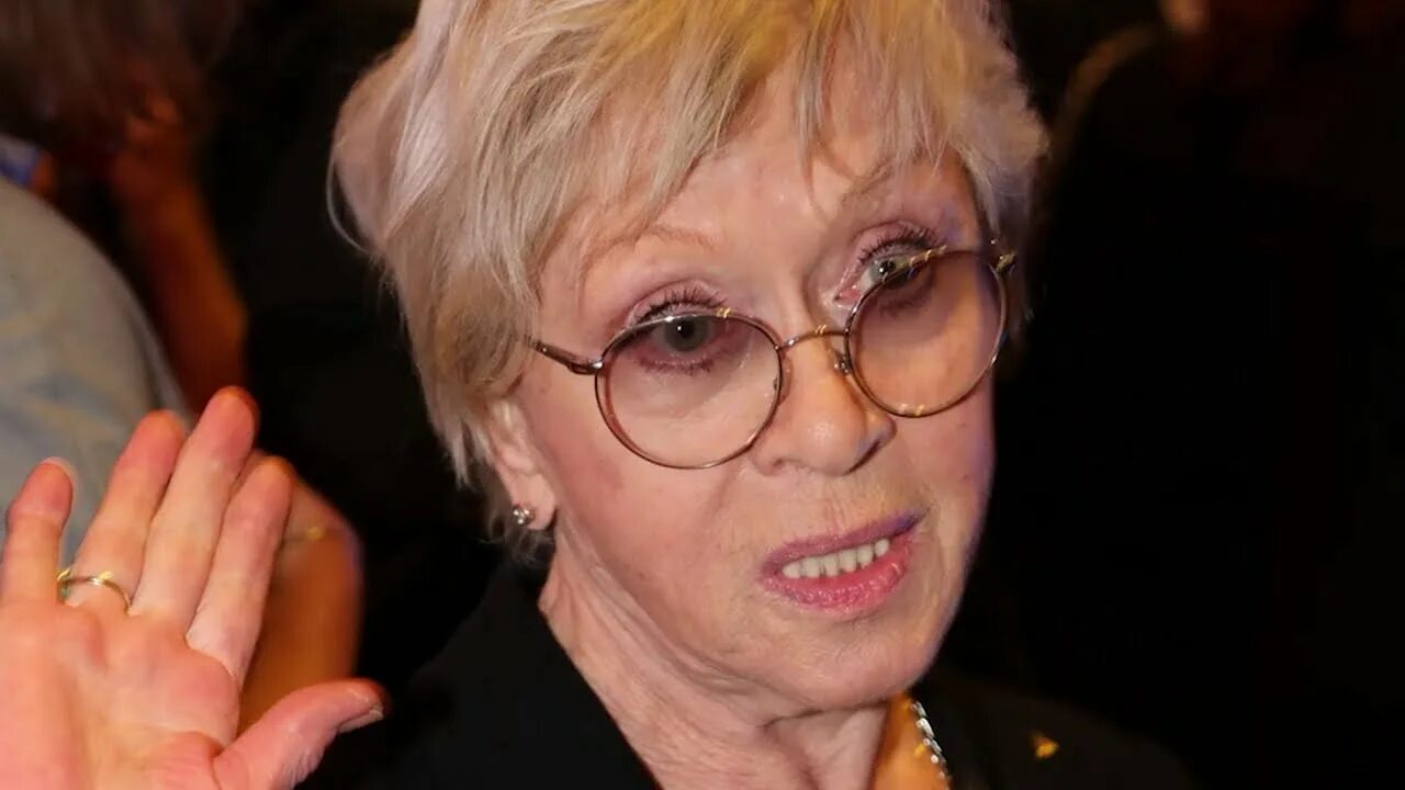 Сколько лет фрейндлих в 2025. Алиса фрейндлих. алиса бруновна фрейндлих. алиса фрейндлих 2025. алиса фрейндлих 2025.