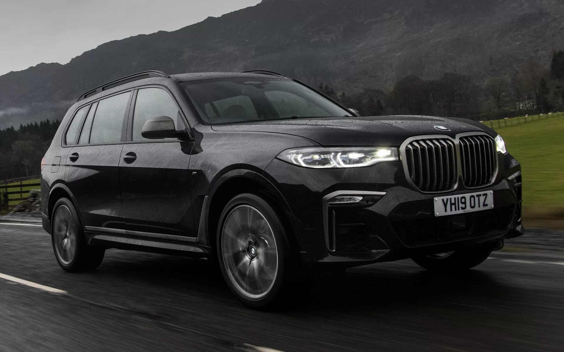 Х 7 м. BMW x7 m50. BMW x7 50d. BMW x7 m50d черный. BMW x7 m50d m Special.