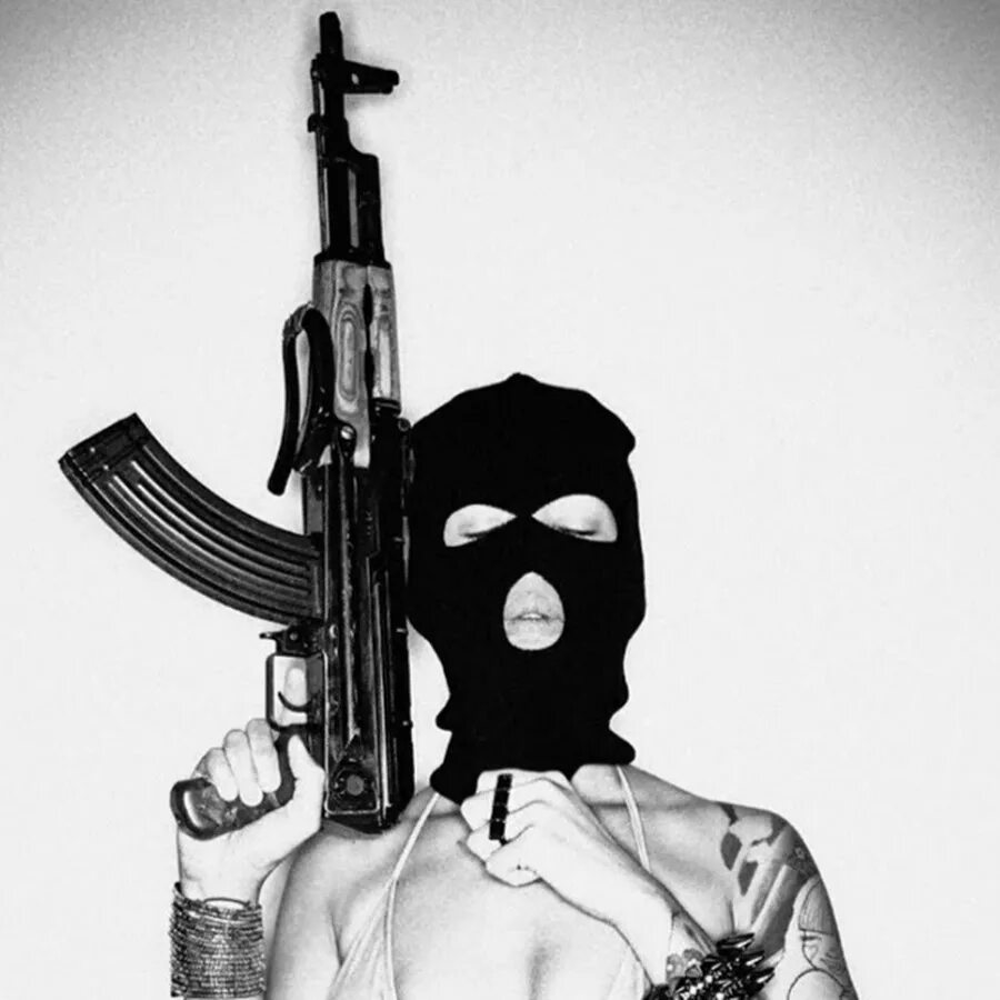 Бандиты с автоматами калашникова. Арабы с калашами. Аватарки с калашом. Автомат калашникова ак-47. Бандит в маске с автоматом.